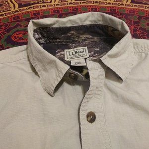 L.L. Bean mens long sleave button down shirt camo